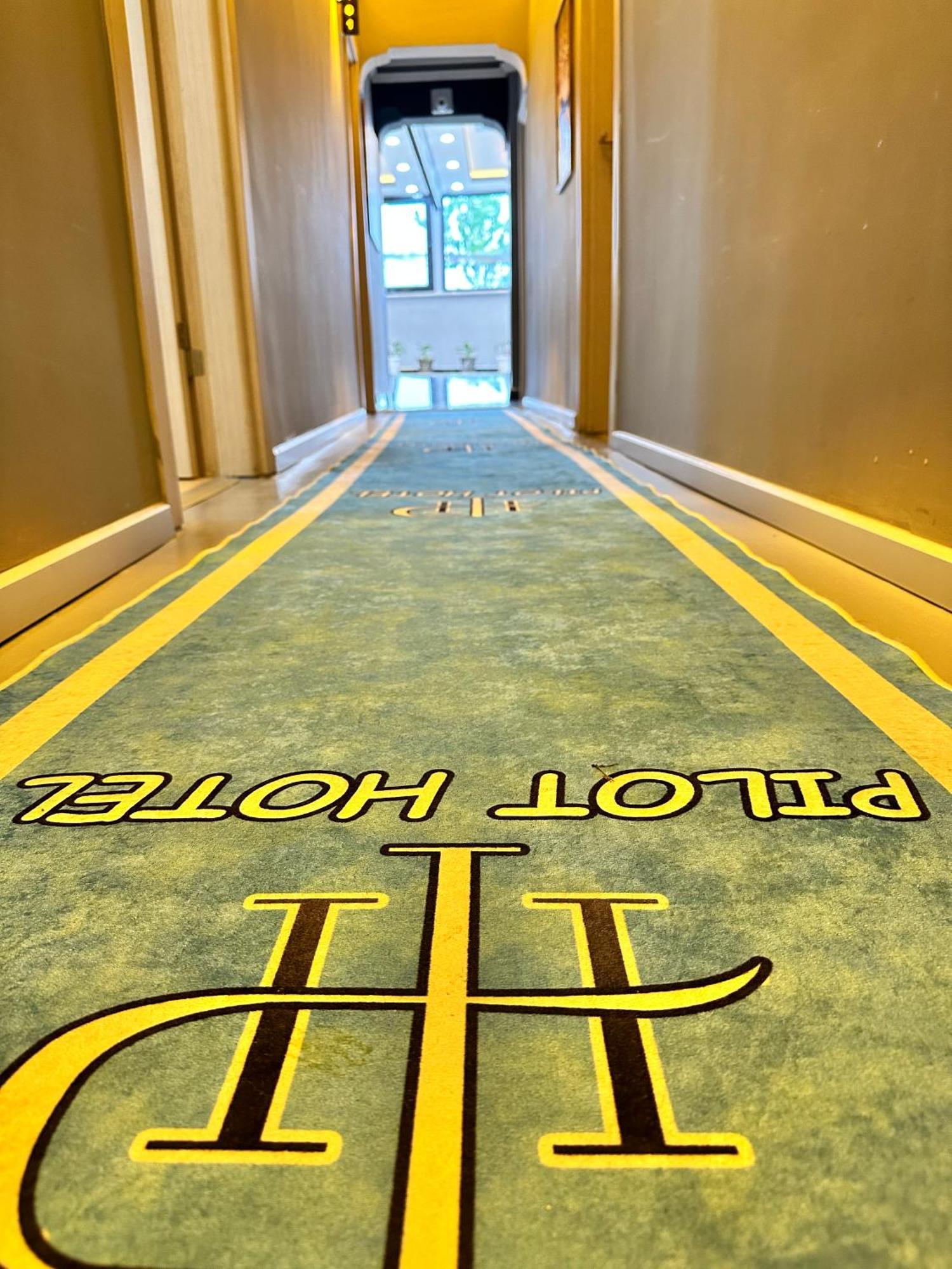 Arnavutkoy Pilot Hotel מראה חיצוני תמונה